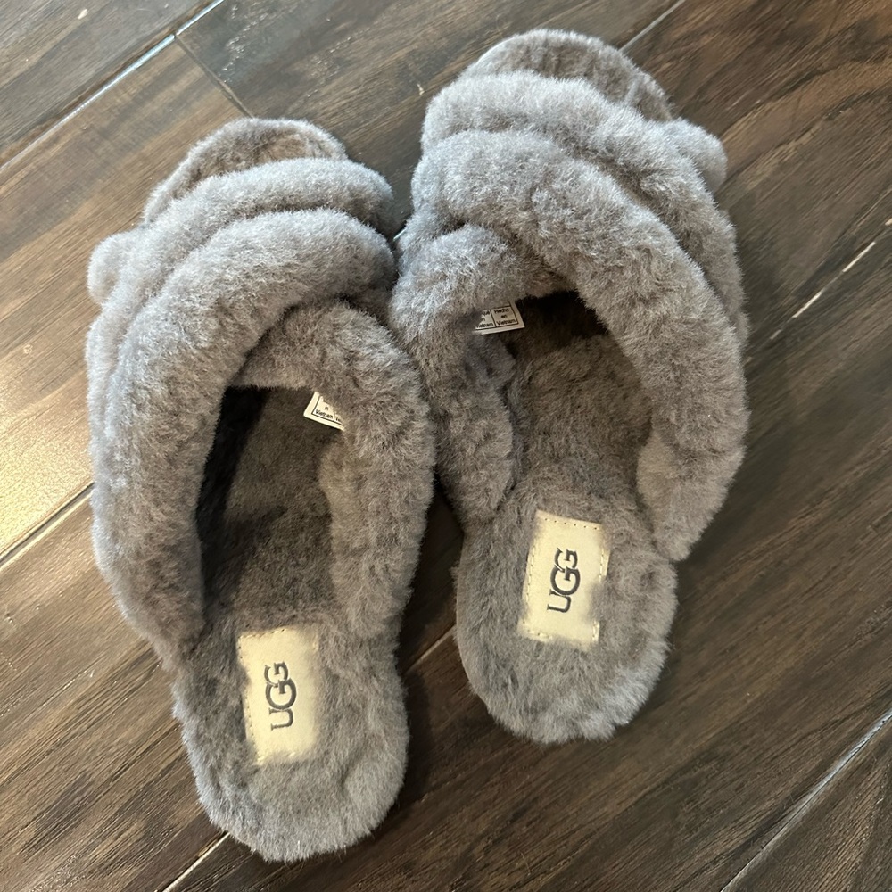 UGG®
Scuffita Genuine
Shearling Slide
Slipper (Women)